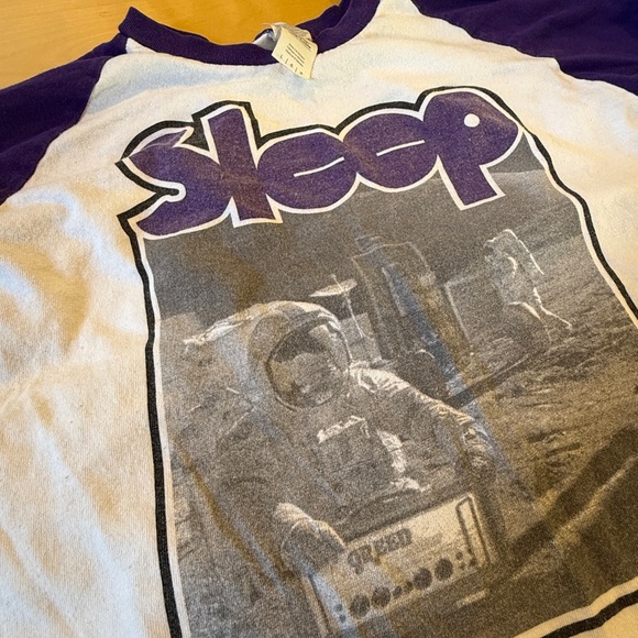 Sleep Band Tee - Picture 2 of 4